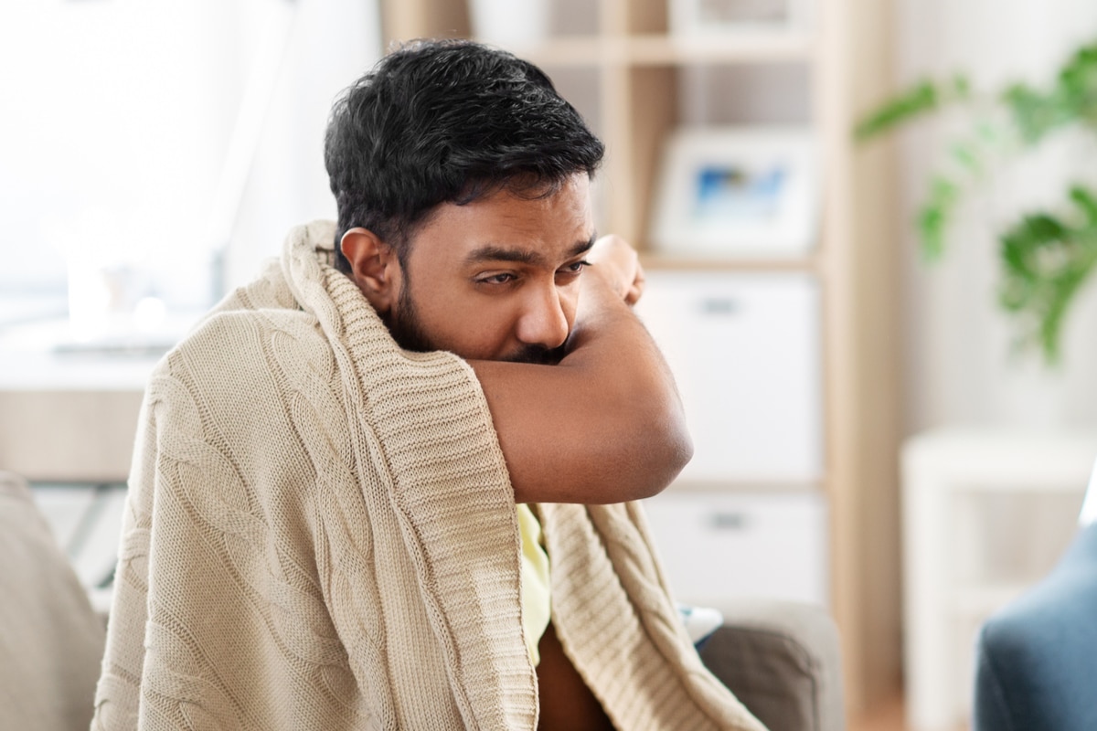 Man-coughing
